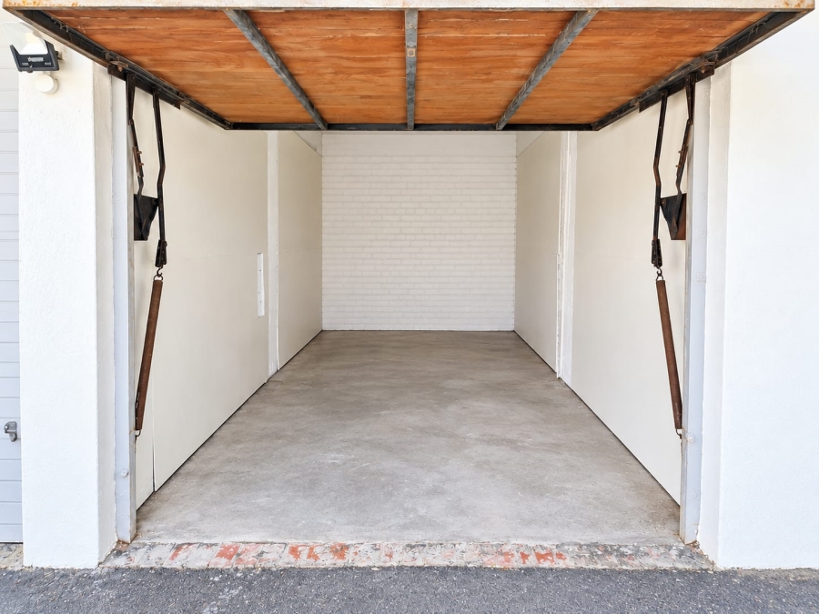 To Let 2 Bedroom Property for Rent in Sea Point Western Cape